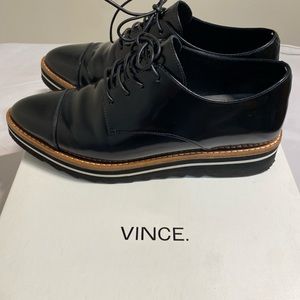 Vince designer sneakers size 6
